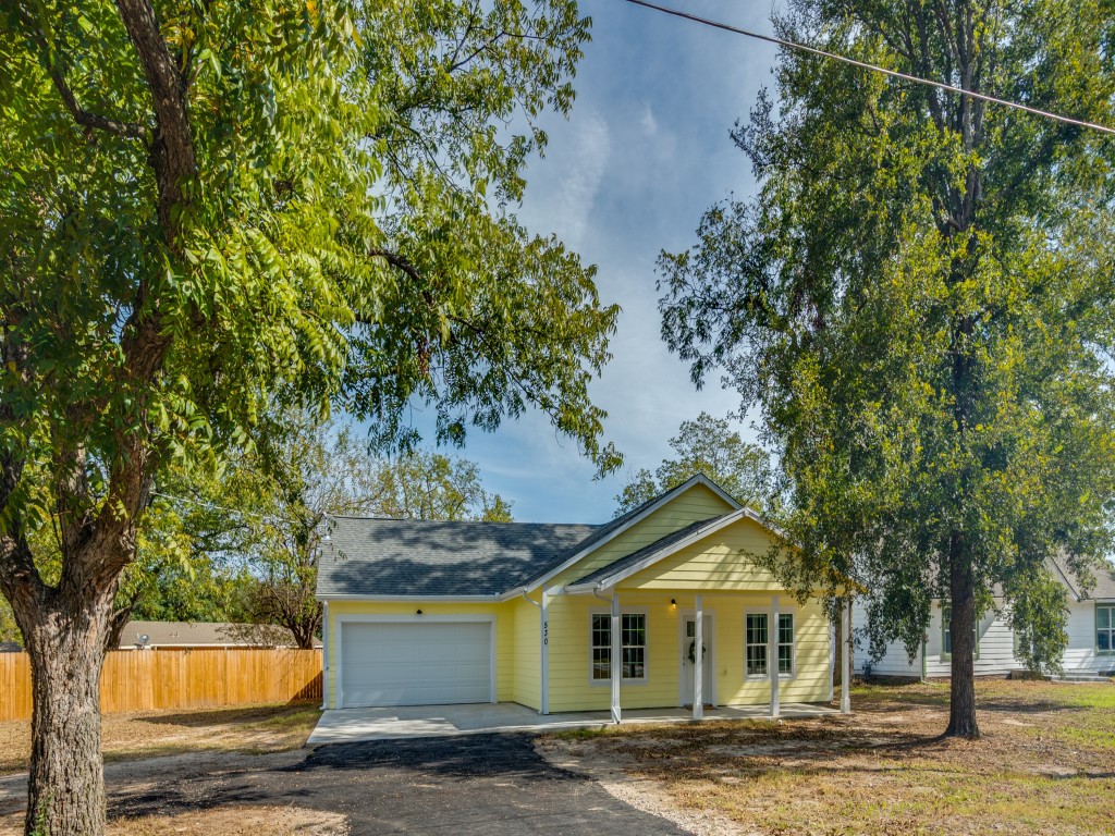 530 Maple Street