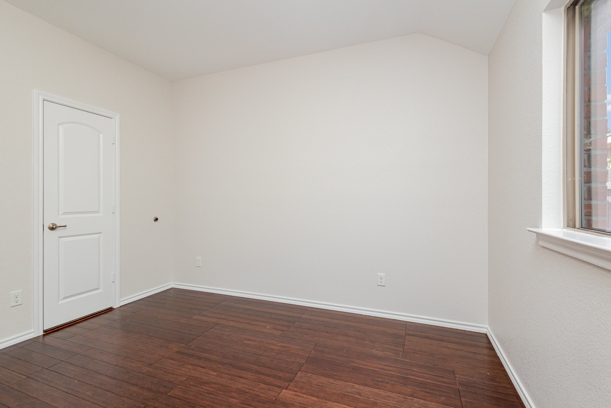 803 Bahar Court