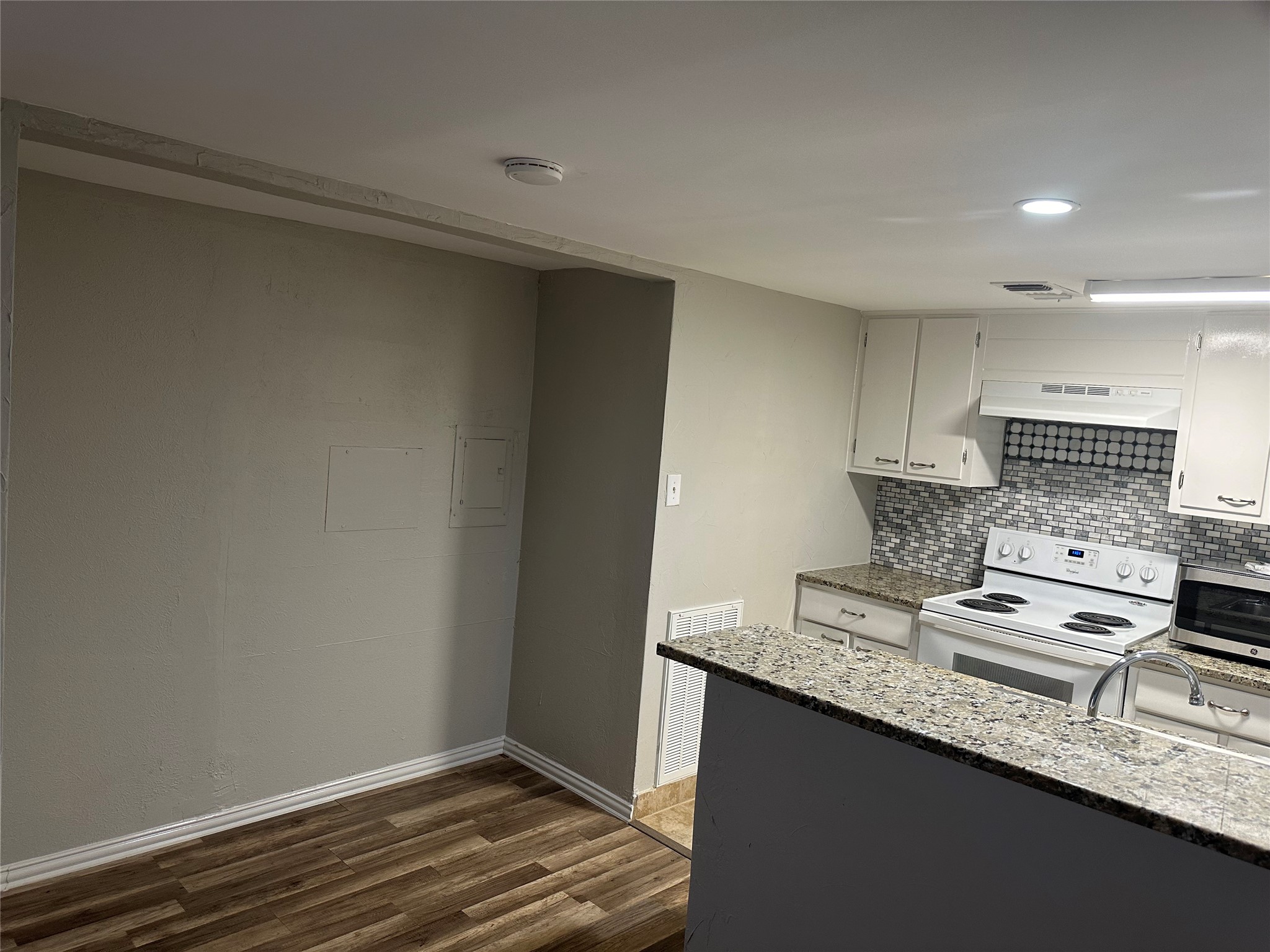 3121 Park Lane 1147