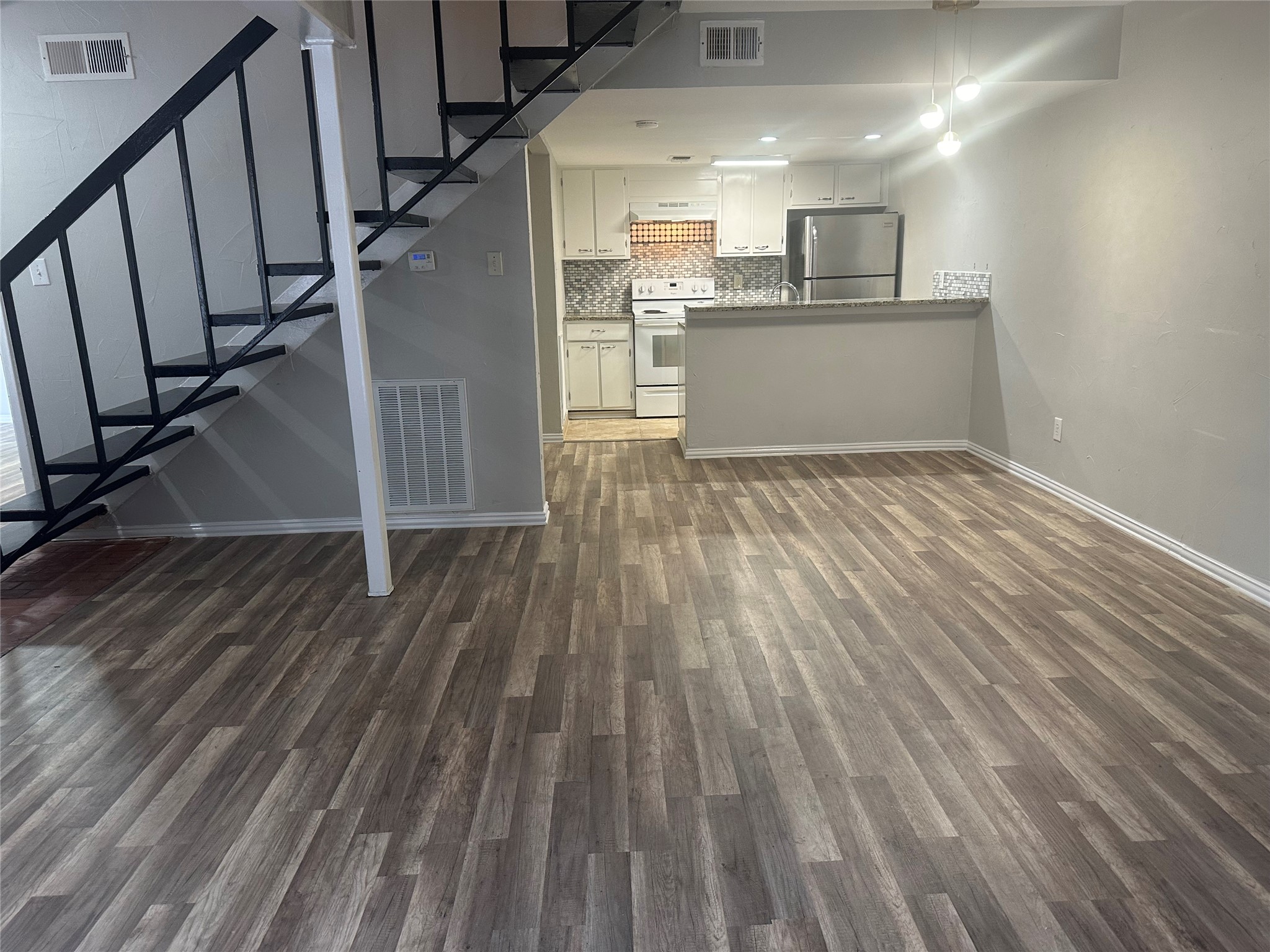 3121 Park Lane 1147