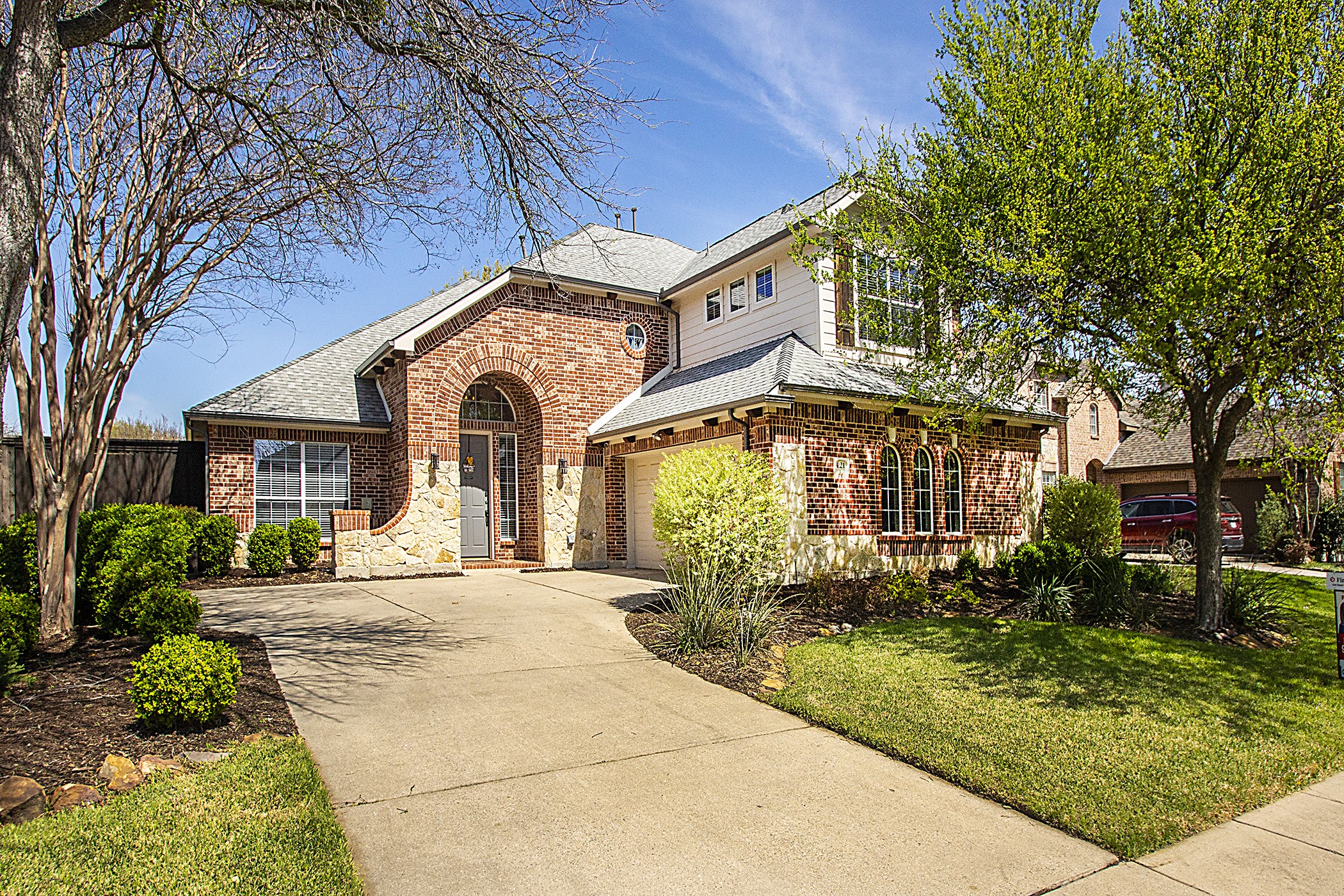 421 Long Cove Court
