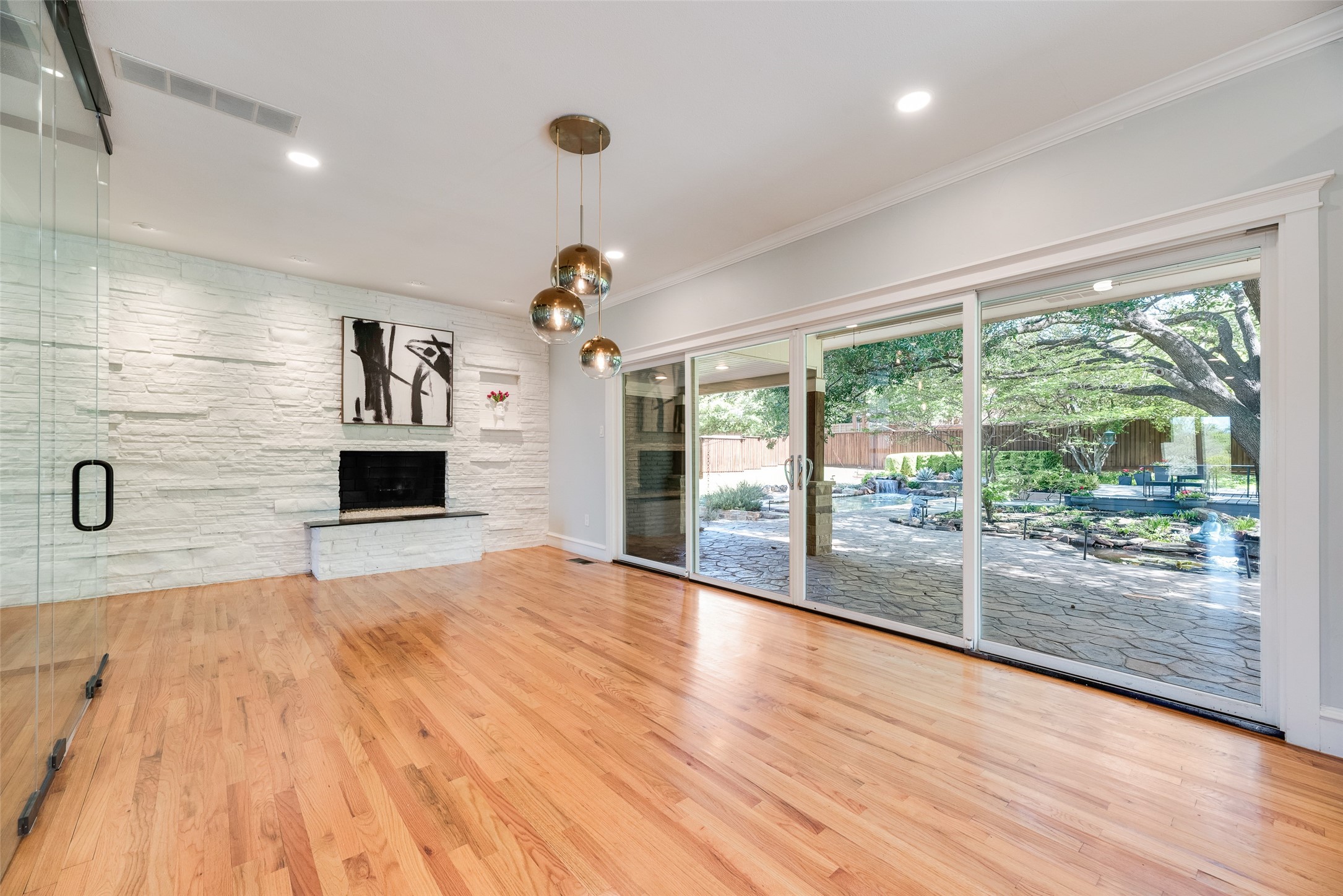 7037 Alpha Road