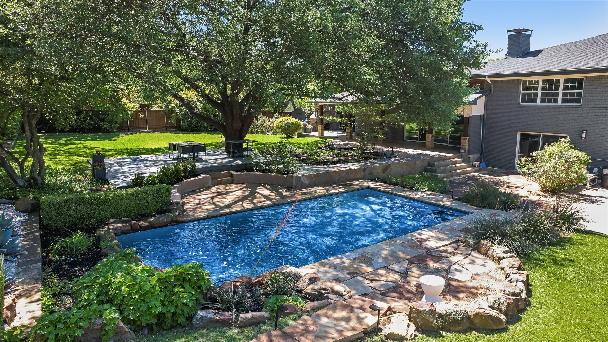 7037 Alpha Road
