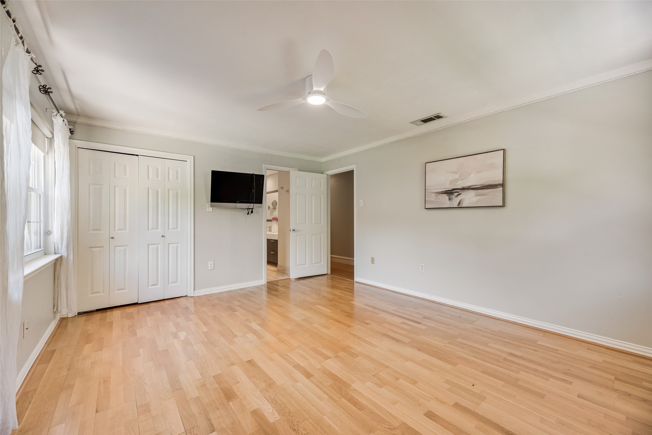 7037 Alpha Road