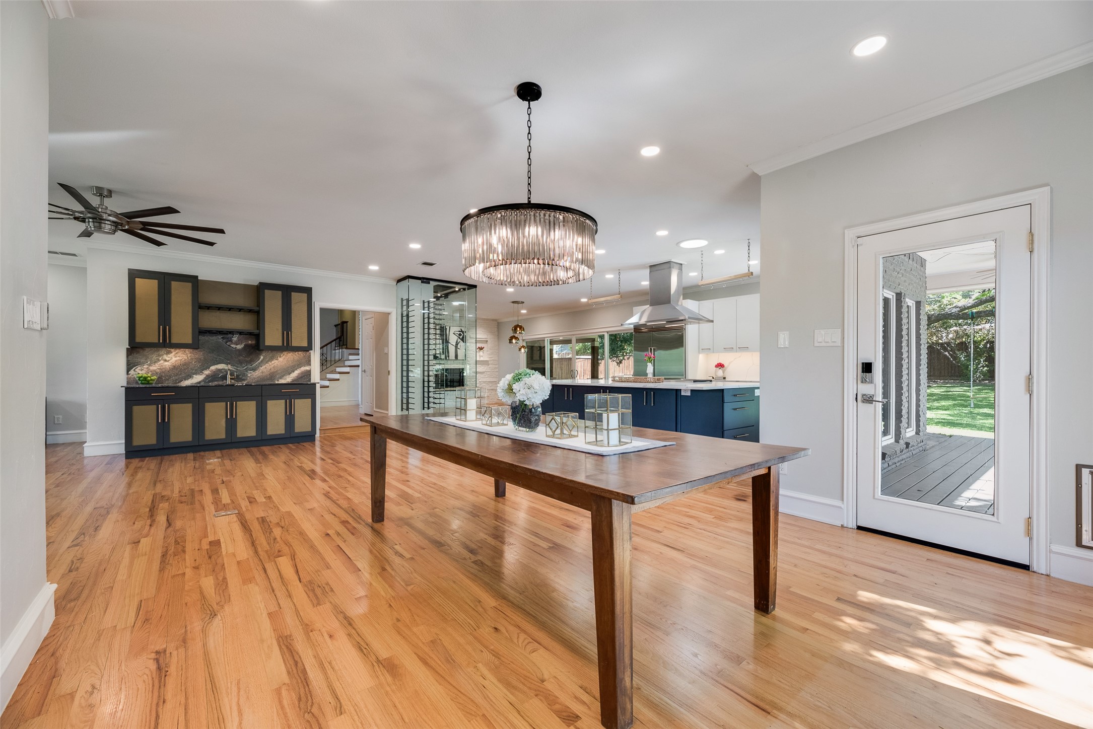 7037 Alpha Road