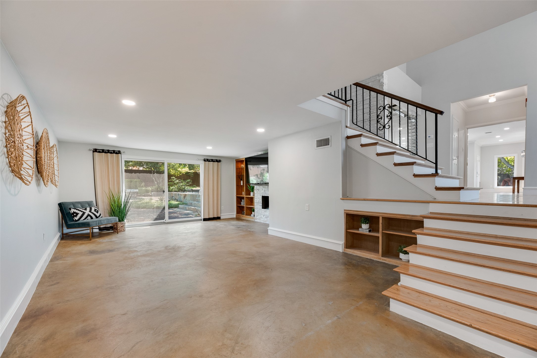 7037 Alpha Road