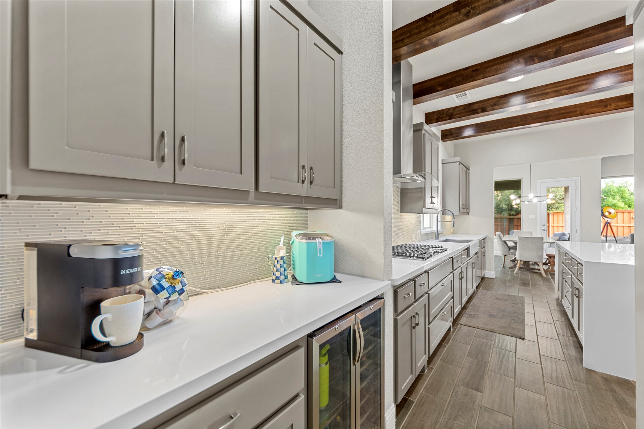 7017 St George S Drive