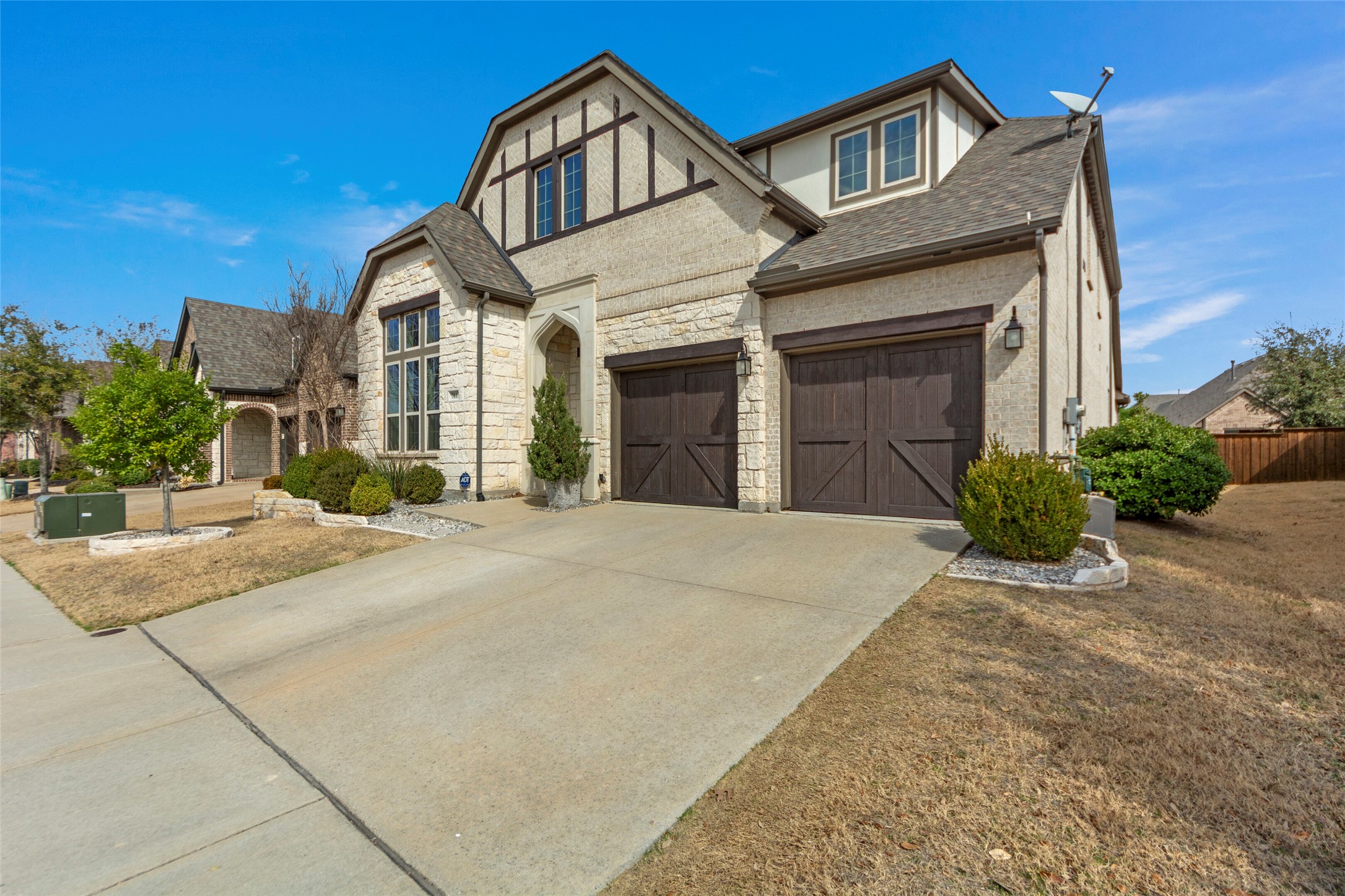 7017 St George S Drive