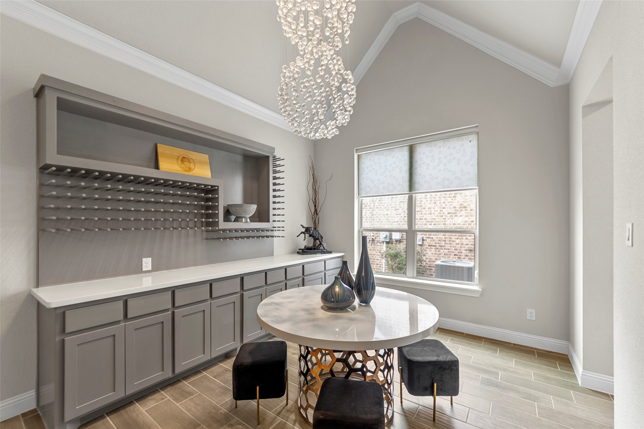 7017 St George S Drive