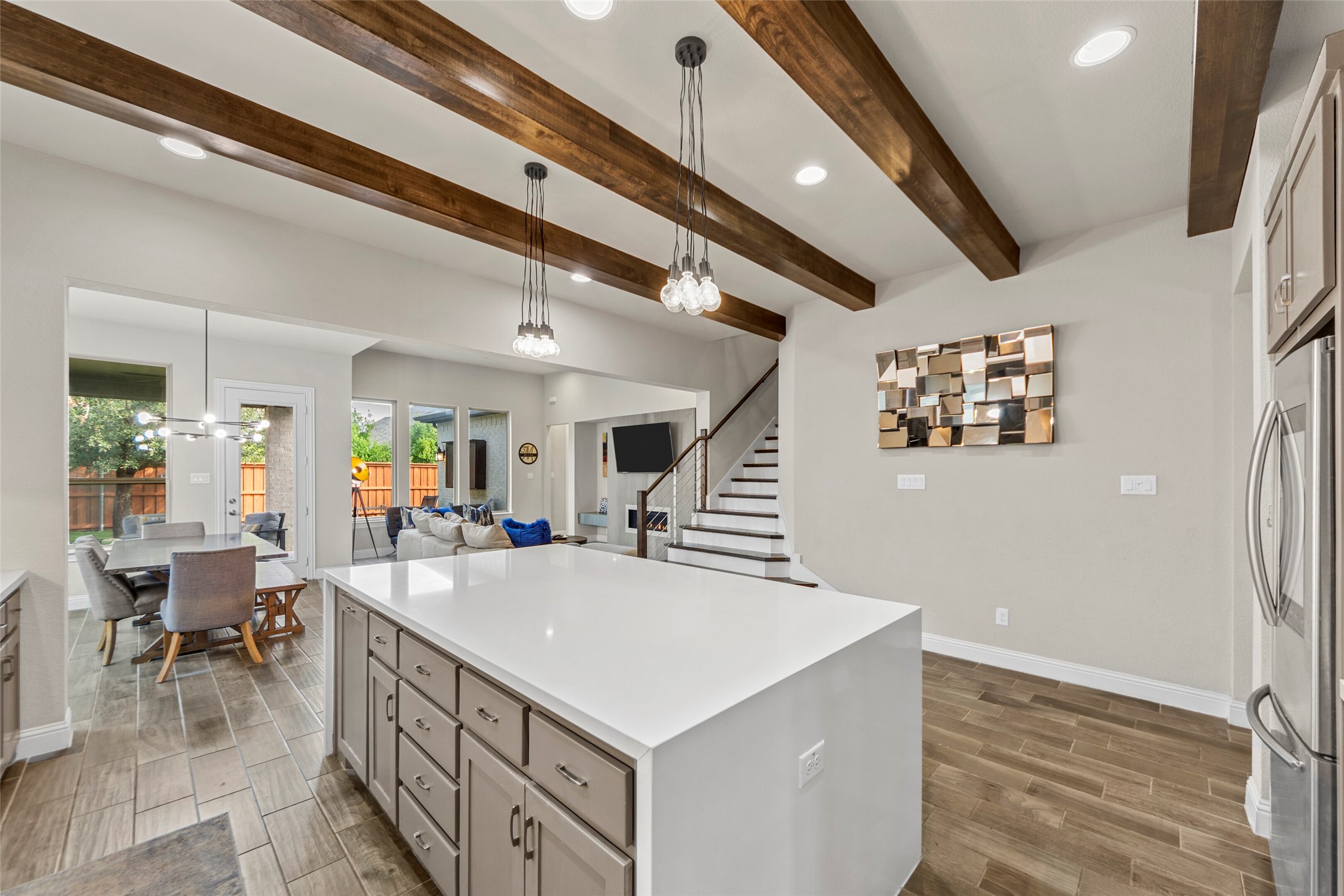 7017 St George S Drive