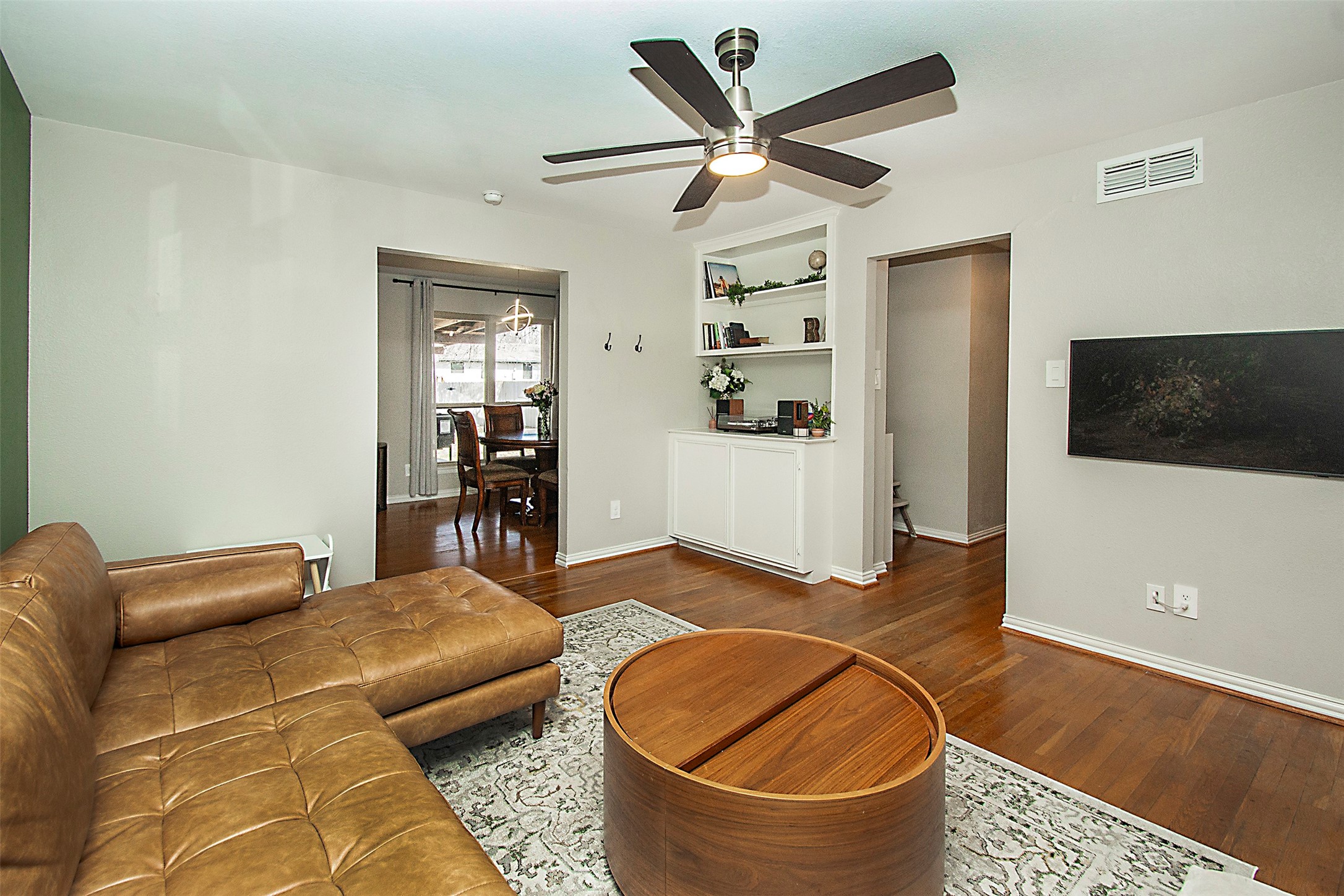 1250 Dalhart Drive