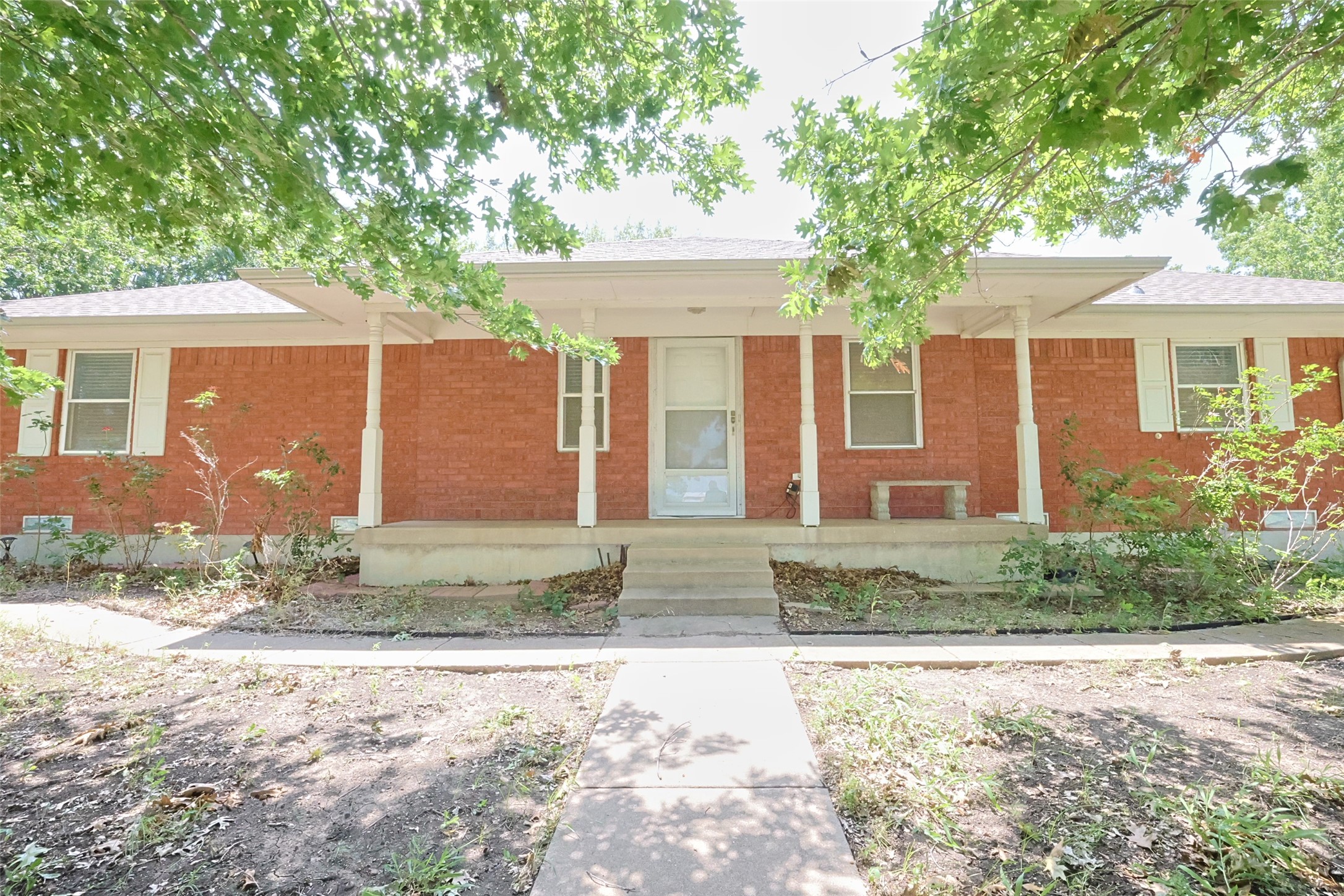 2550 W Lucas Road