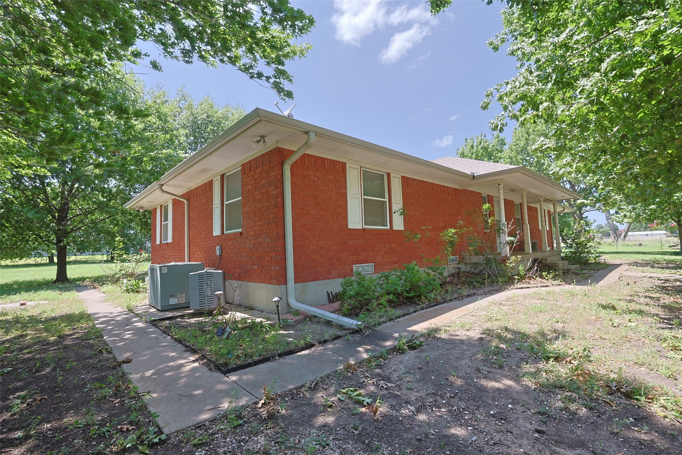 2550 W Lucas Road