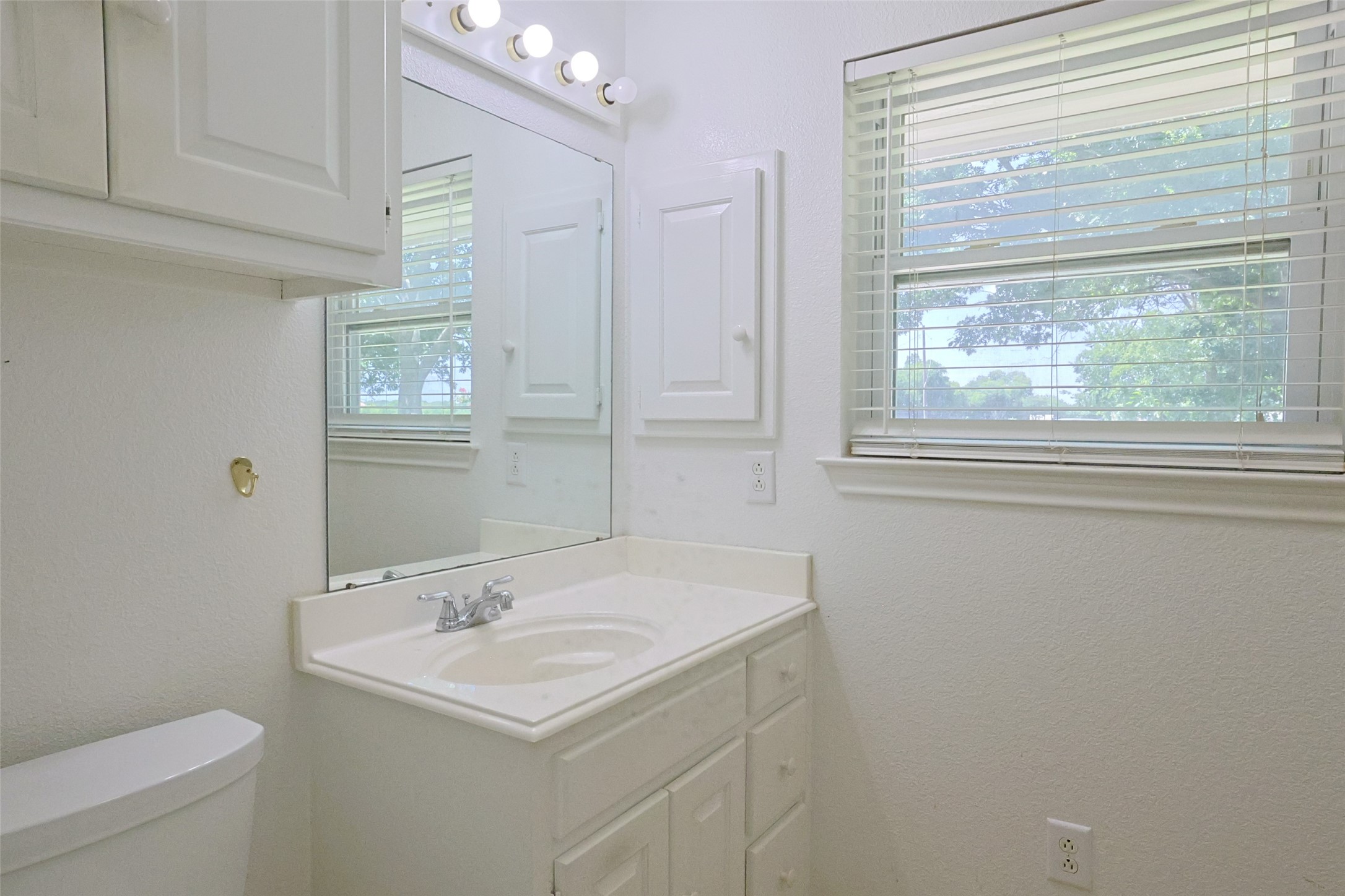 2550 W Lucas Road