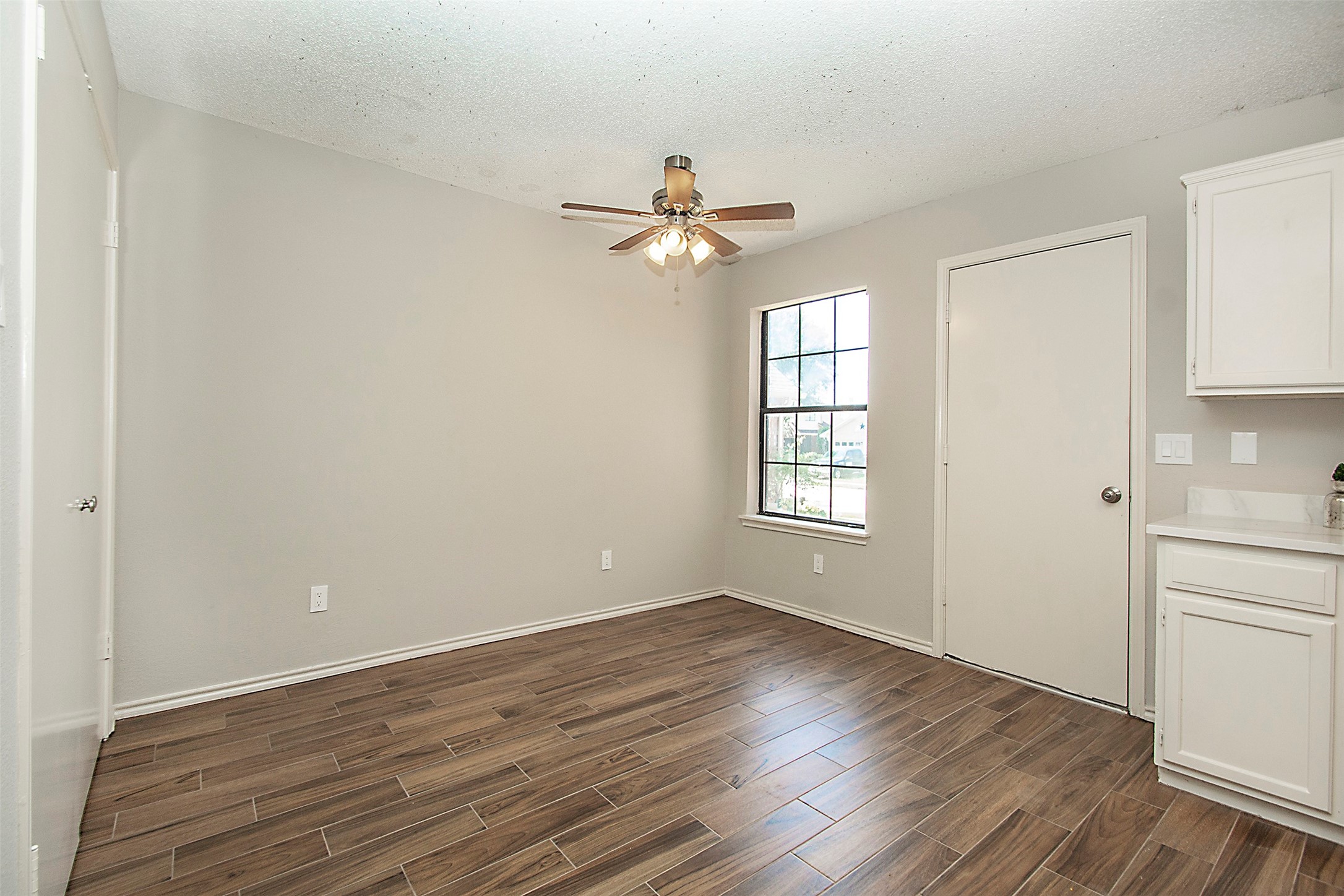 3800 Suffolk Lane