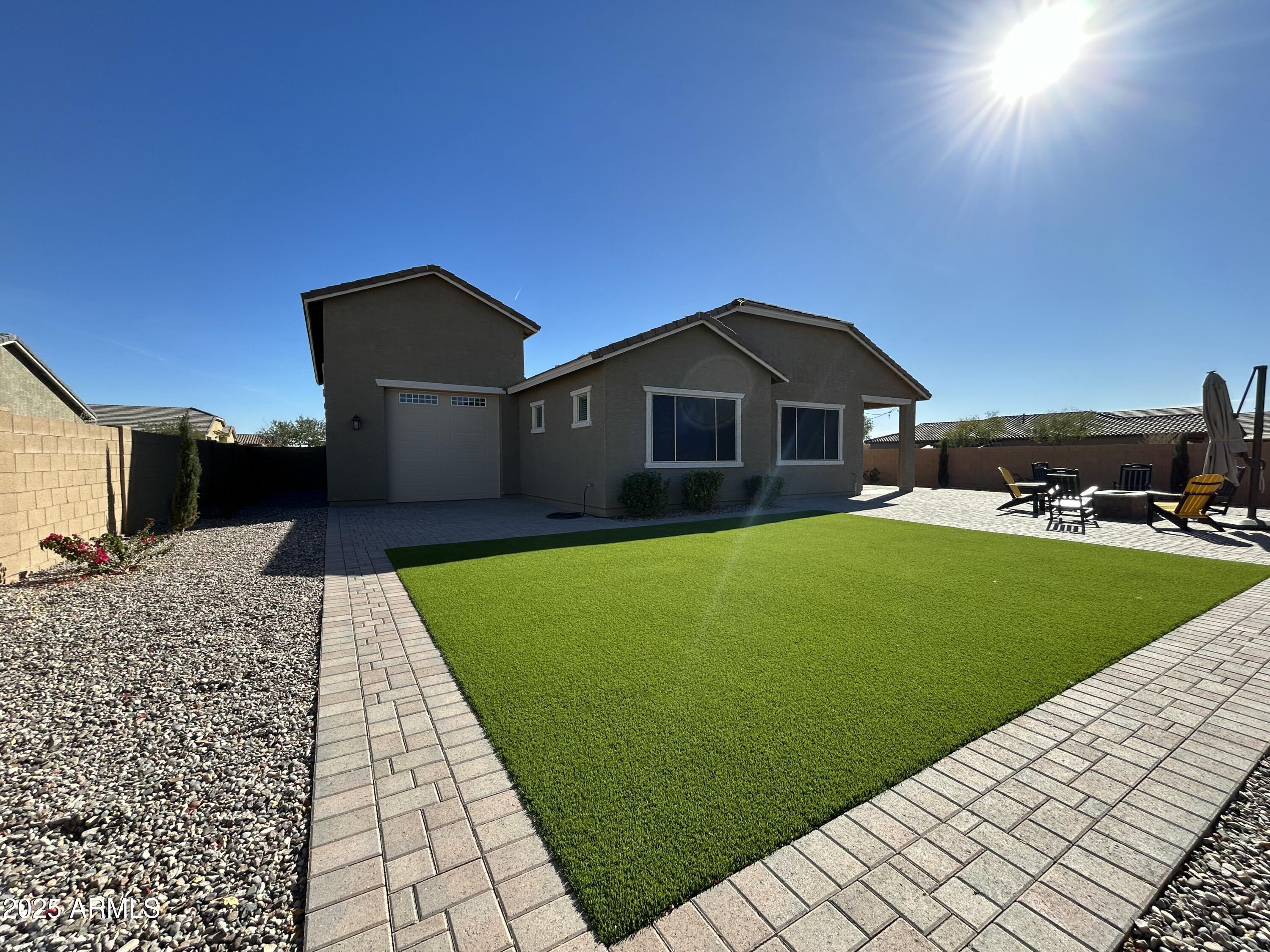 2507 N CASA GRANDE Avenue