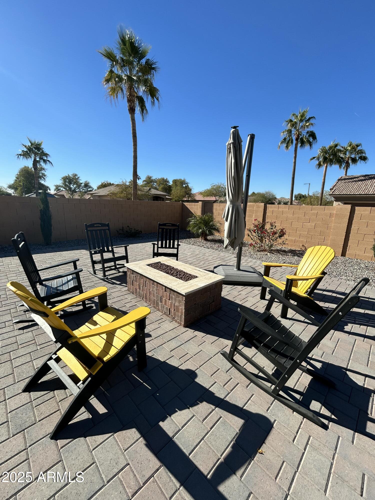 2507 N CASA GRANDE Avenue