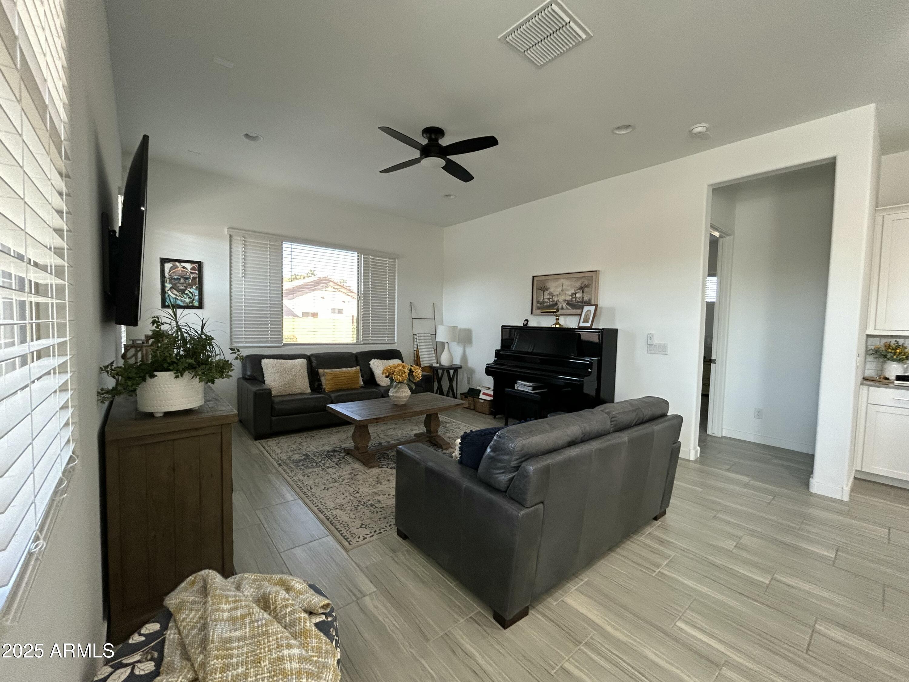 2507 N CASA GRANDE Avenue