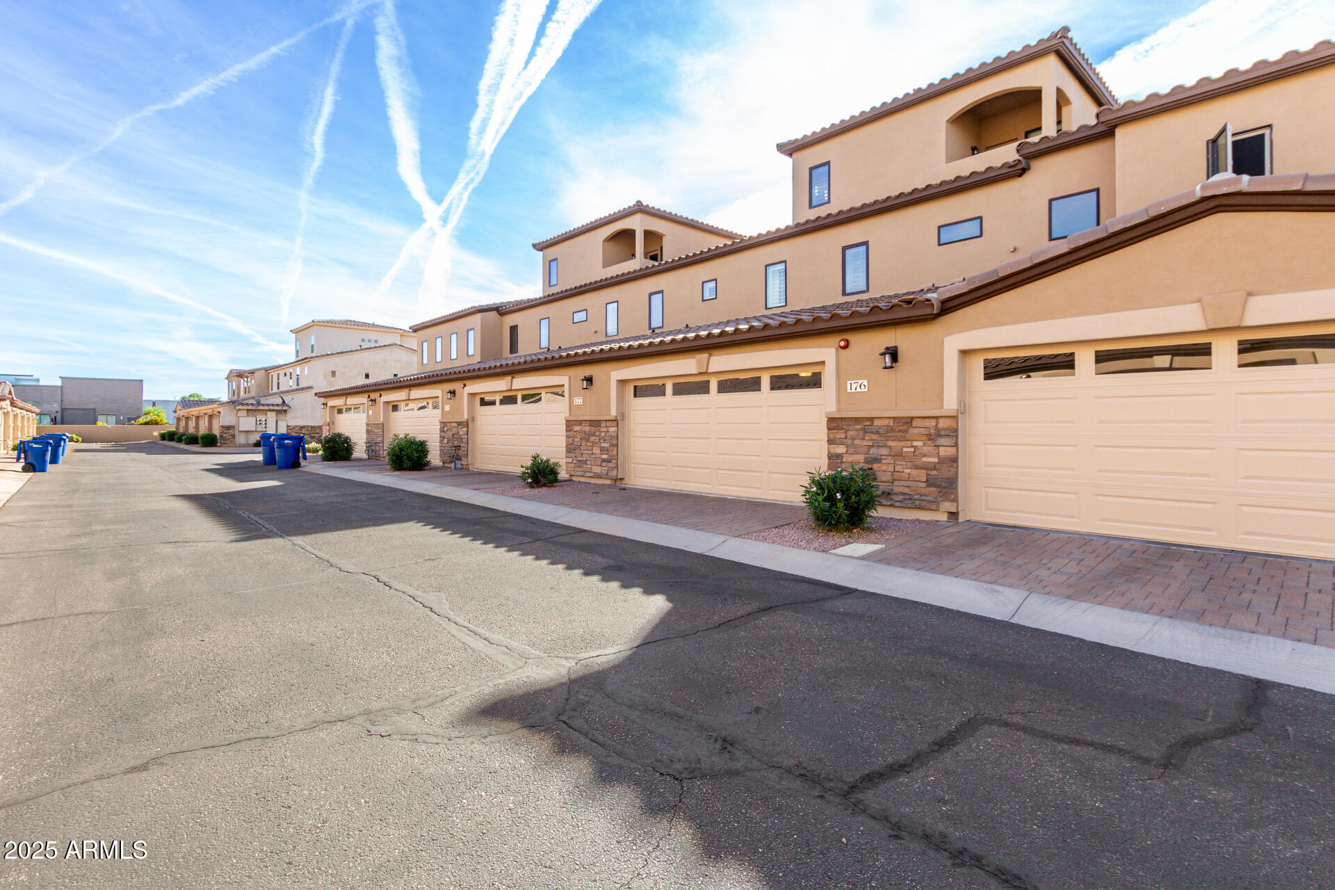2821 S SKYLINE Drive 176