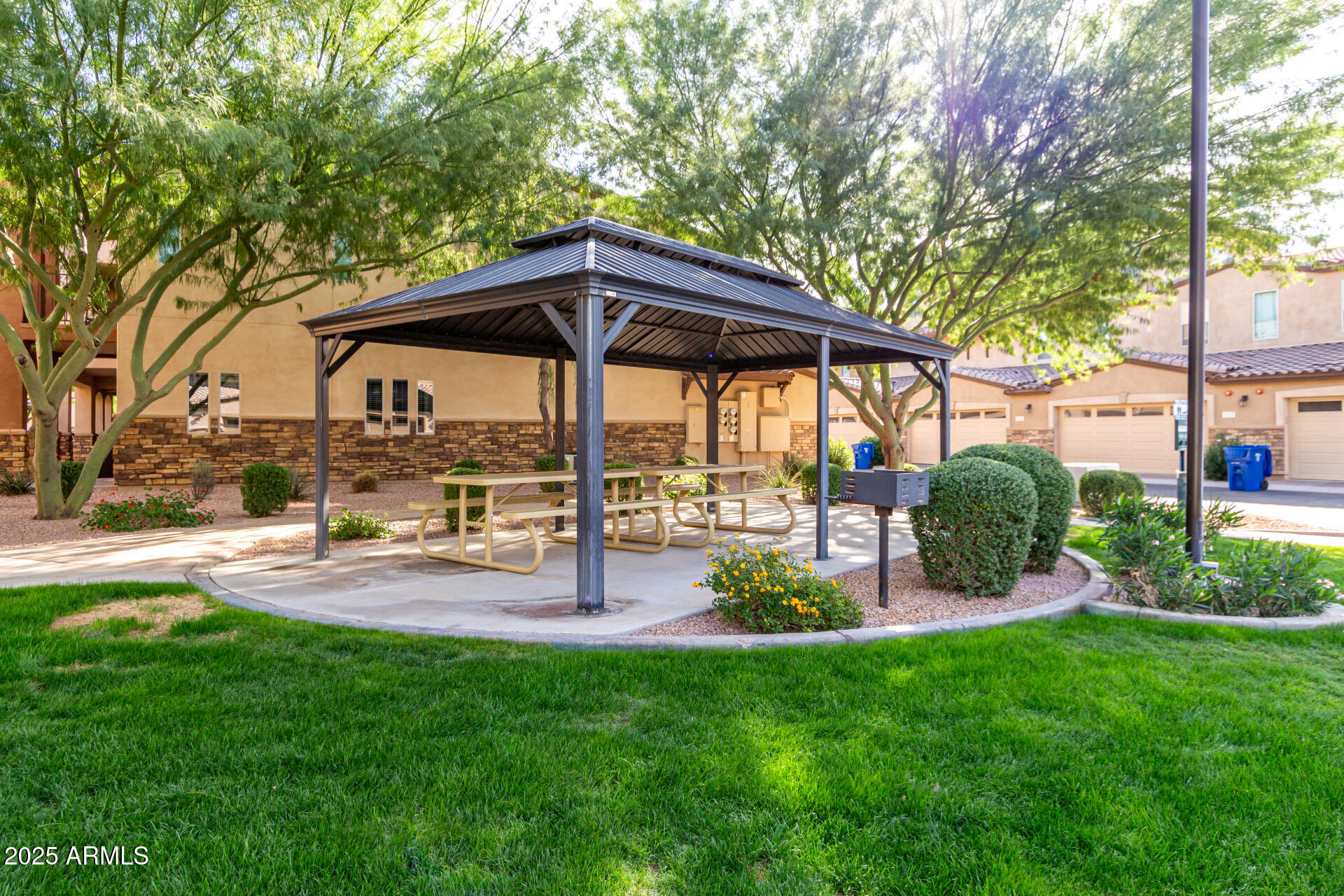 2821 S SKYLINE Drive 176