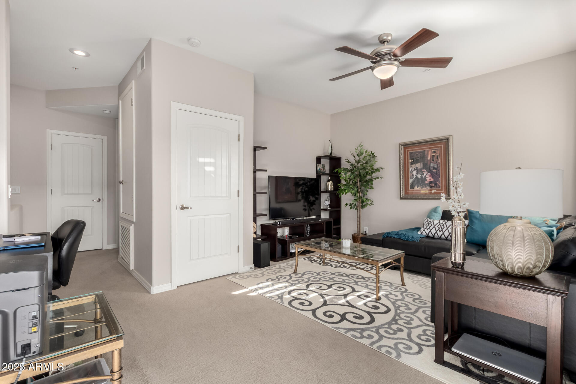 2821 S SKYLINE Drive 176