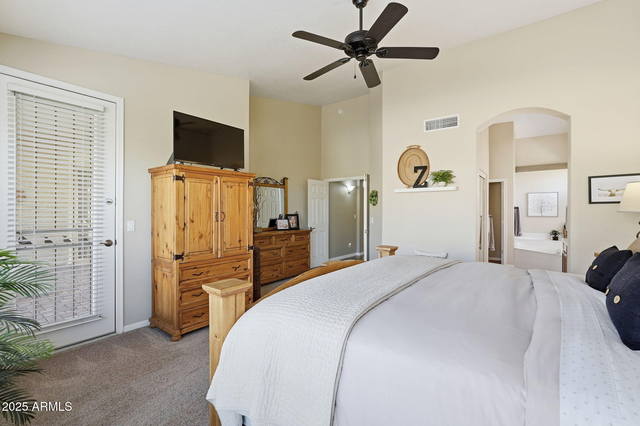 8696 E ALOE Drive