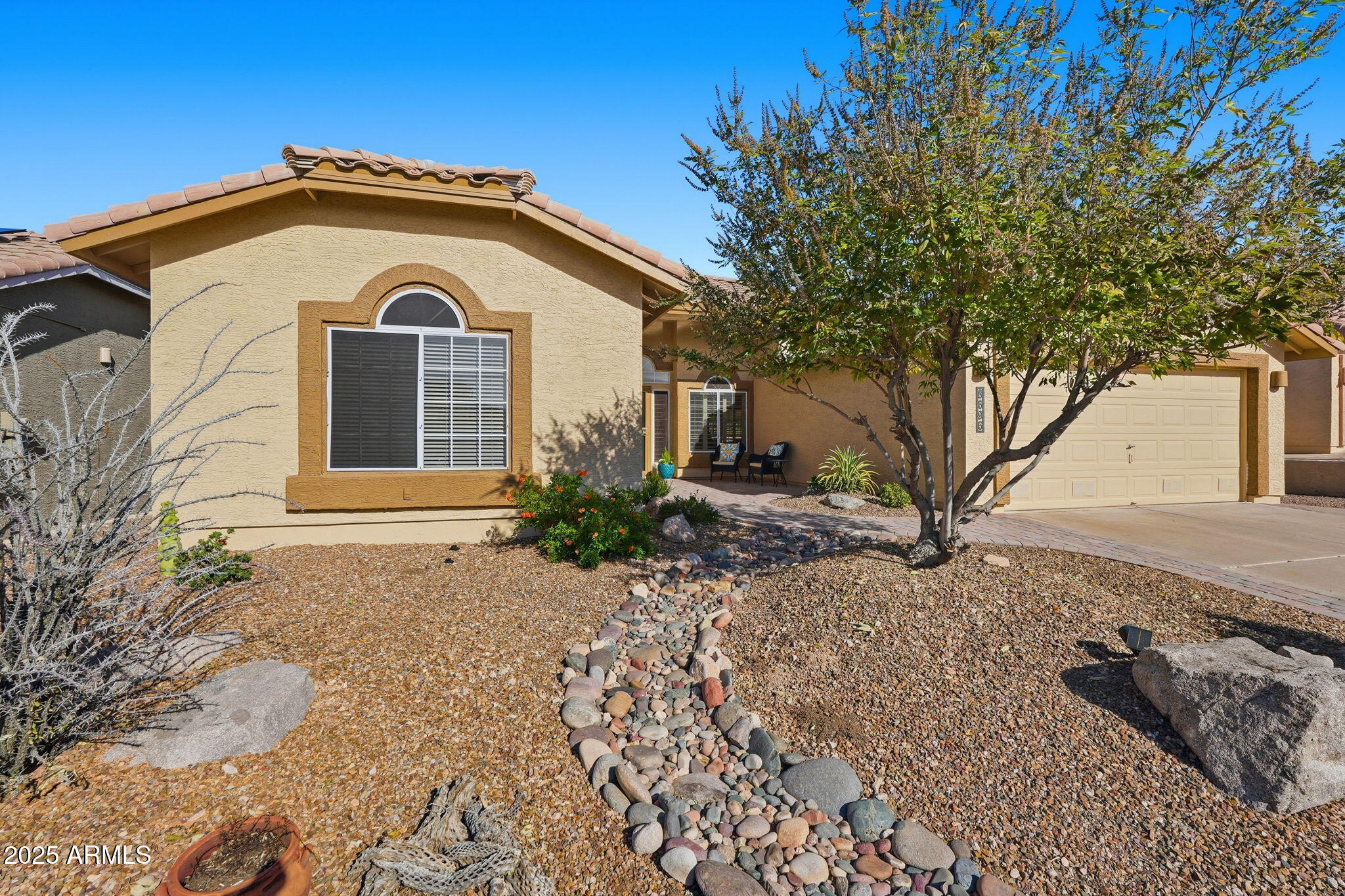 8696 E ALOE Drive