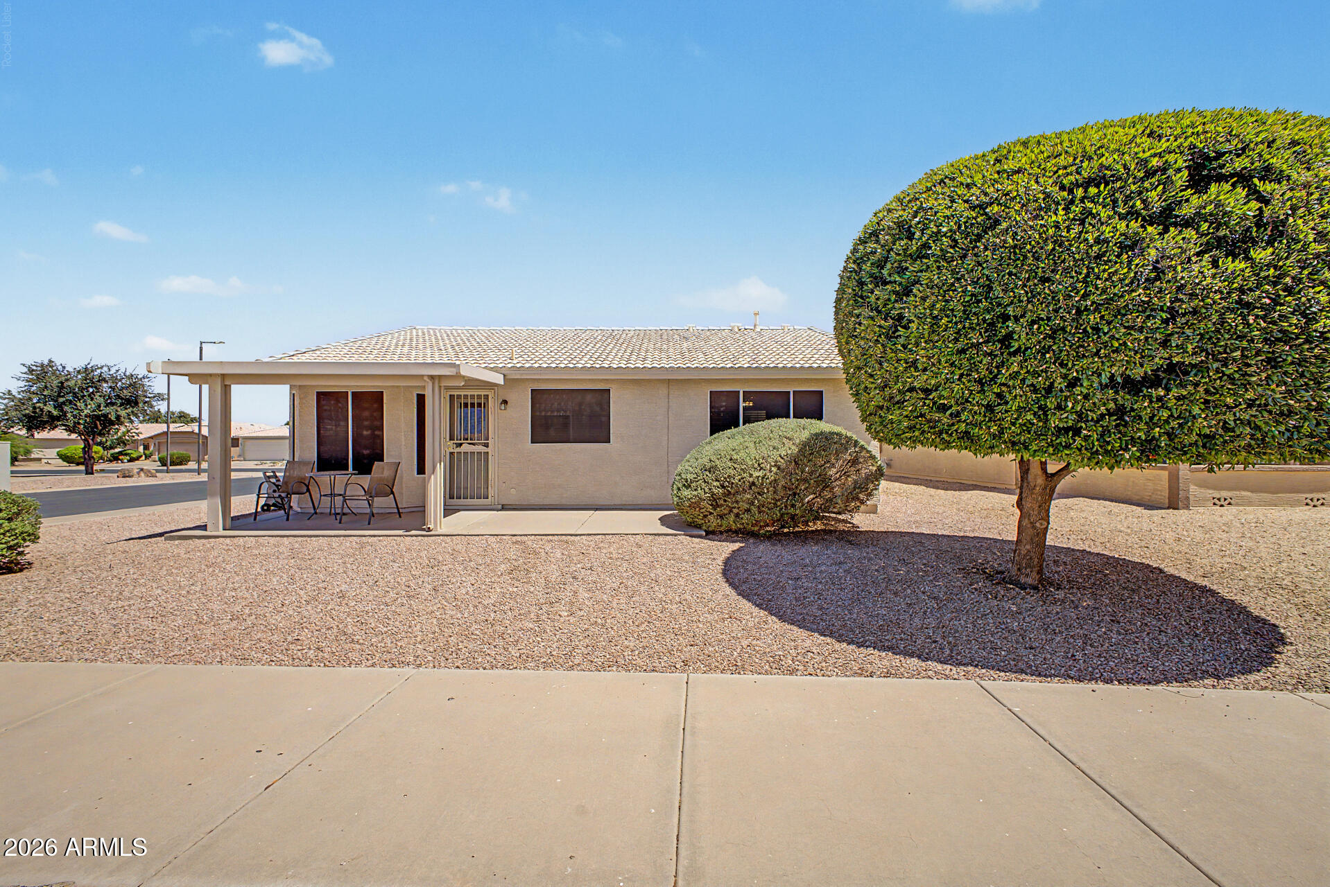 1433 E Cherry Hills Drive