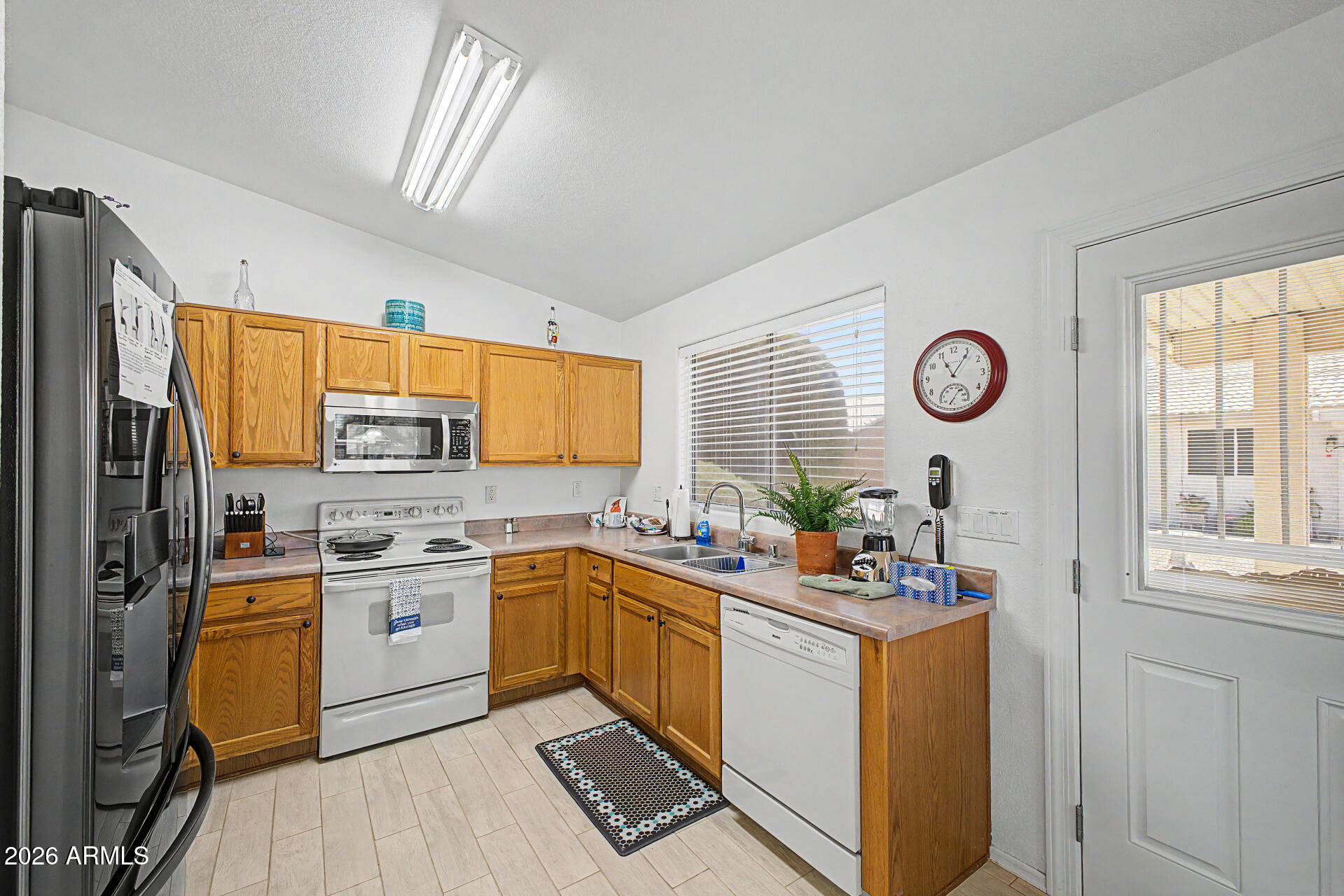 1433 E Cherry Hills Drive