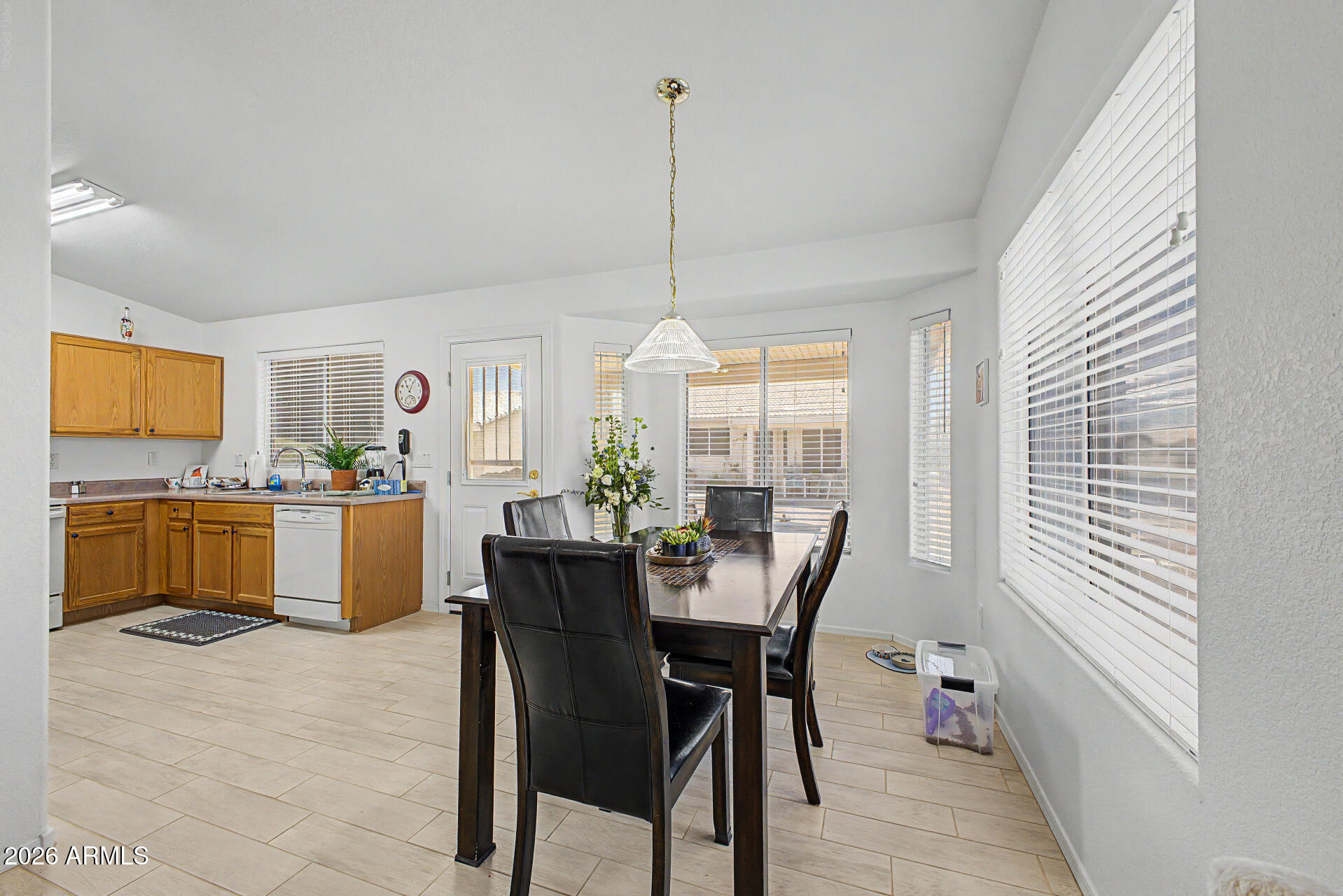1433 E Cherry Hills Drive