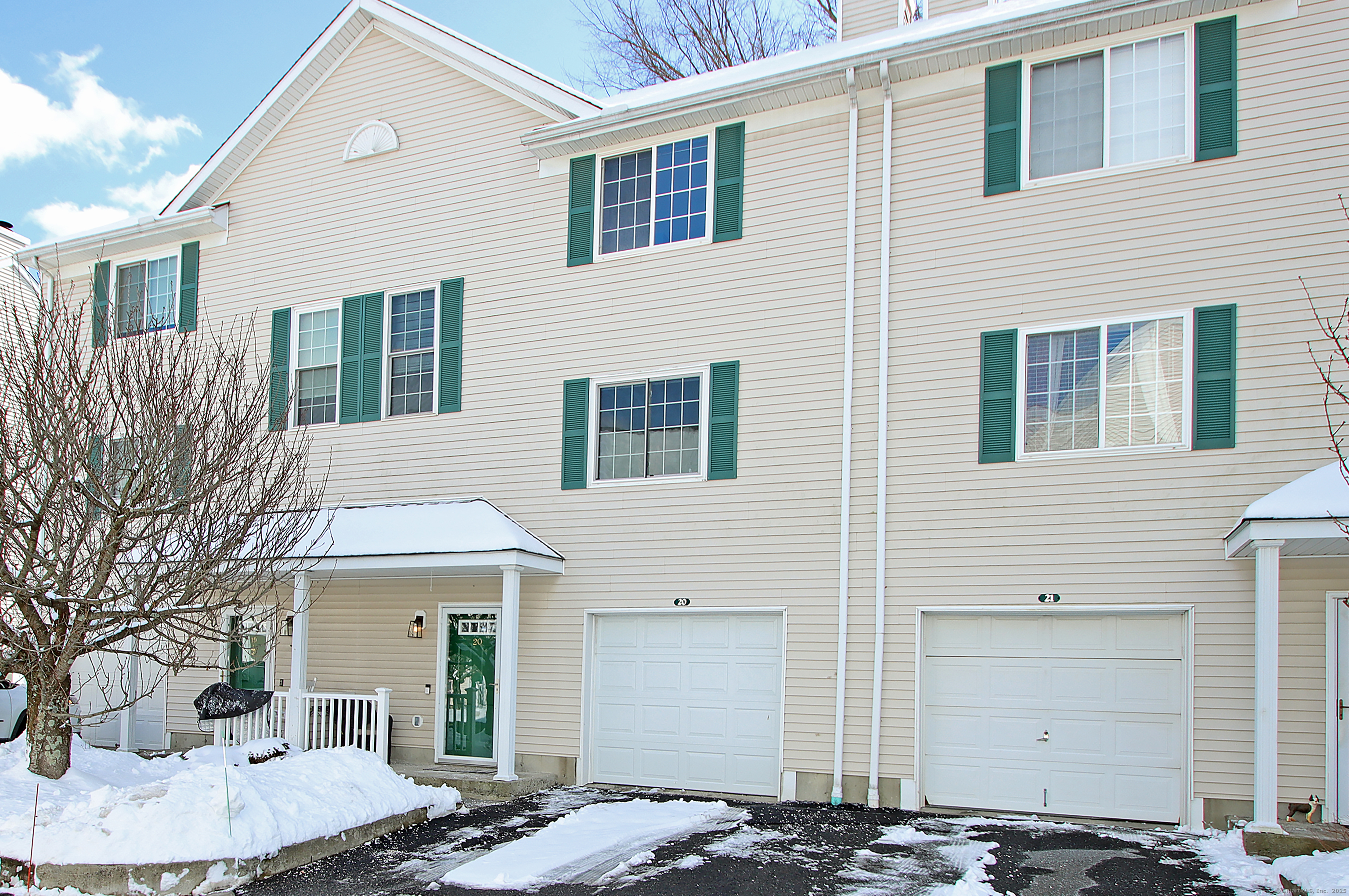 14 South Street 20