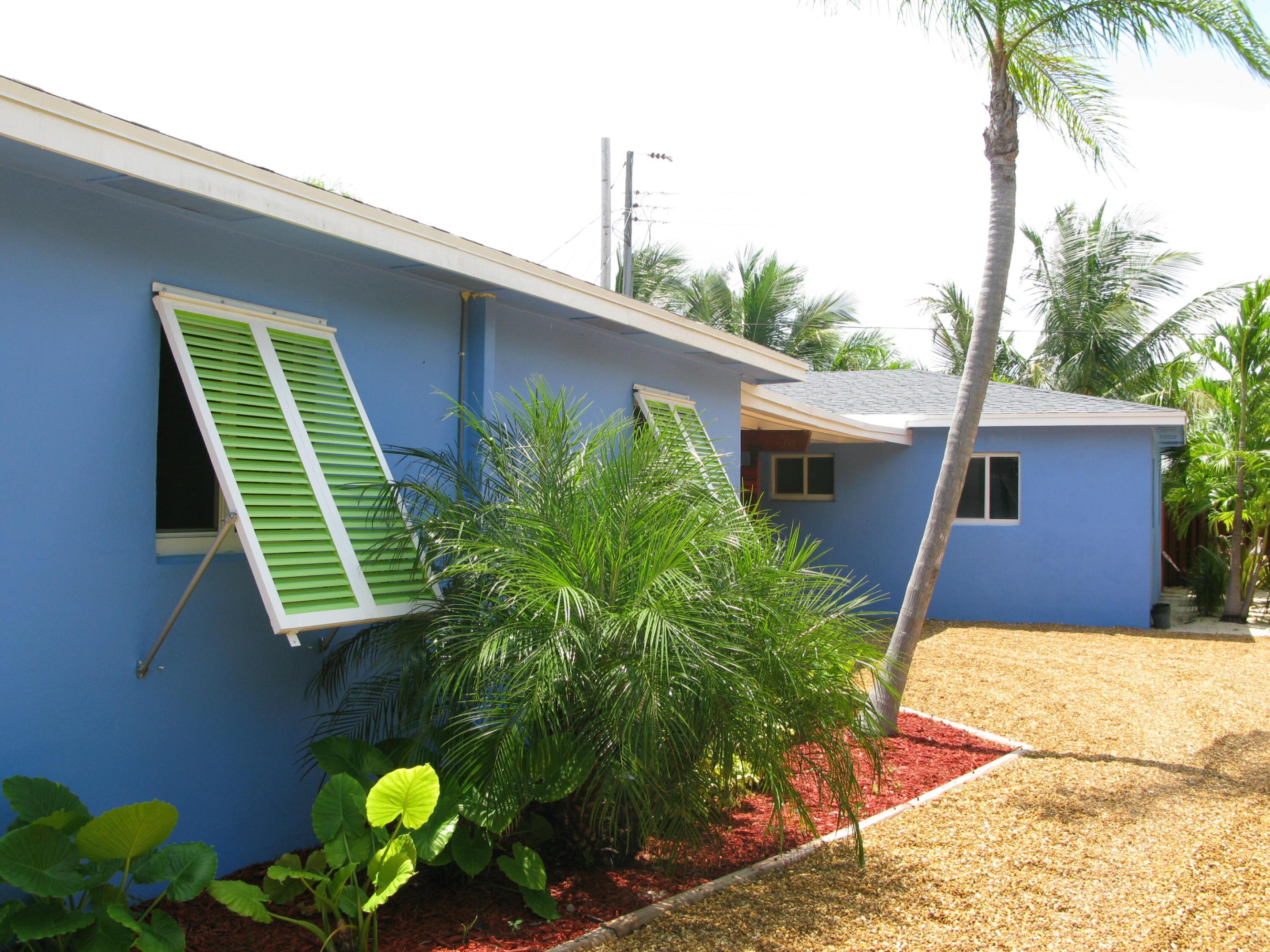 13767 Oleander Avenue E E