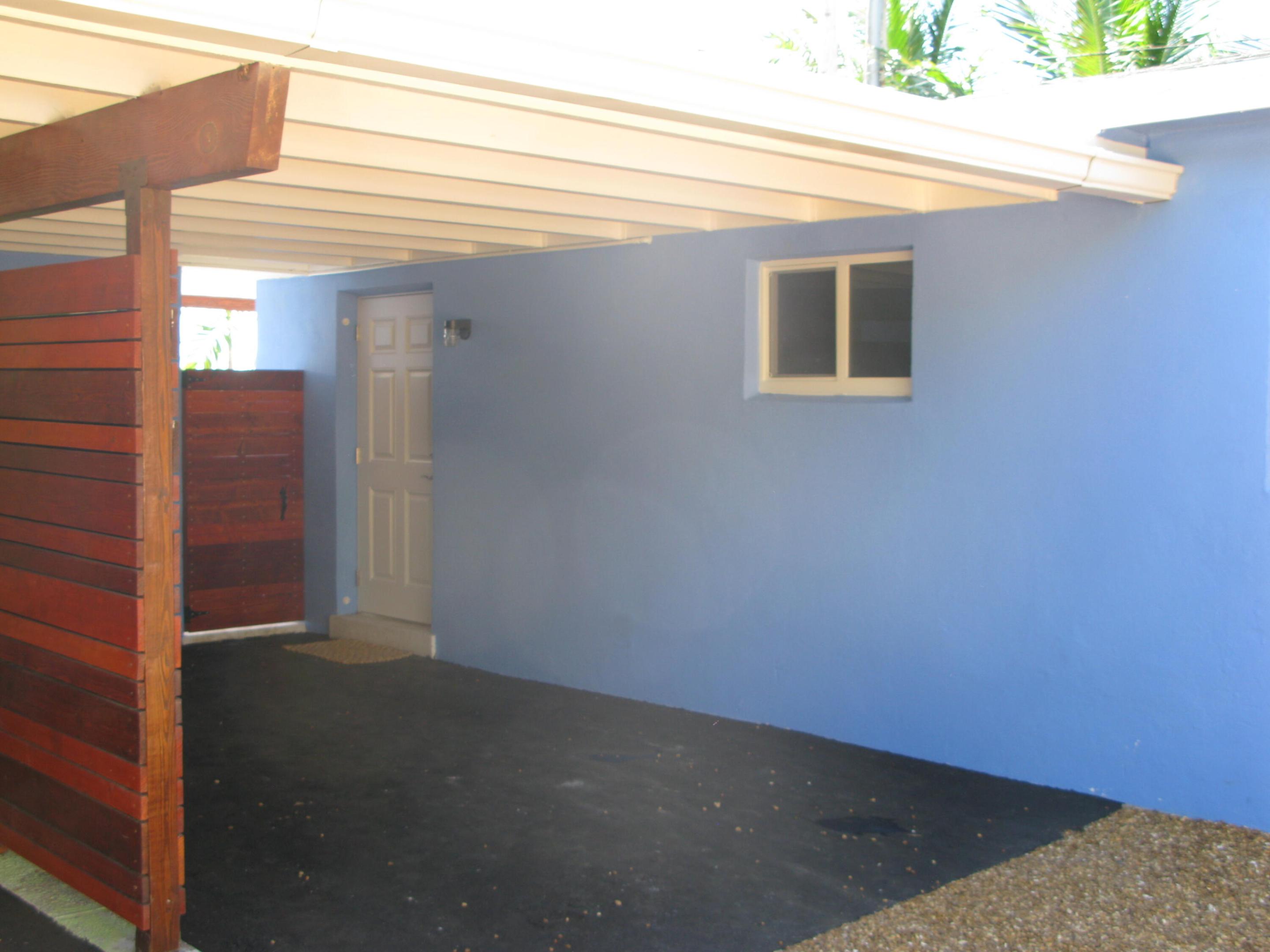 13767 Oleander Avenue E E