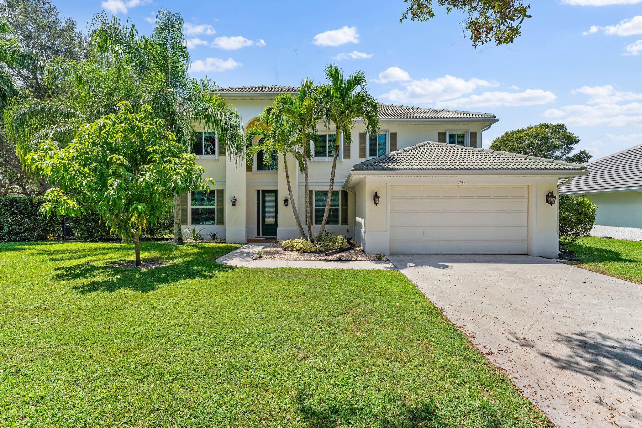 1019 N Egret Circle N