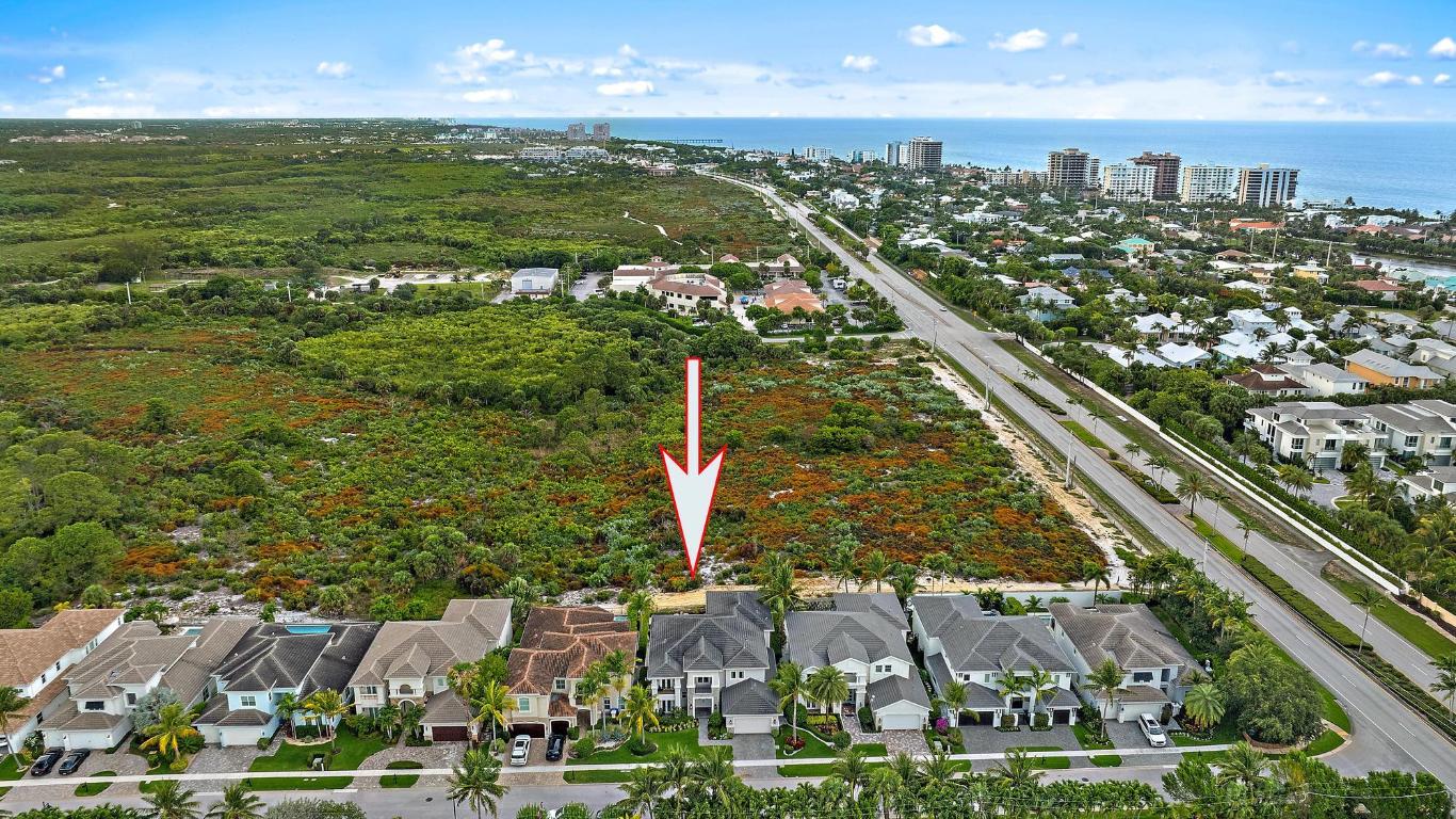 1607 E Hemingway Drive