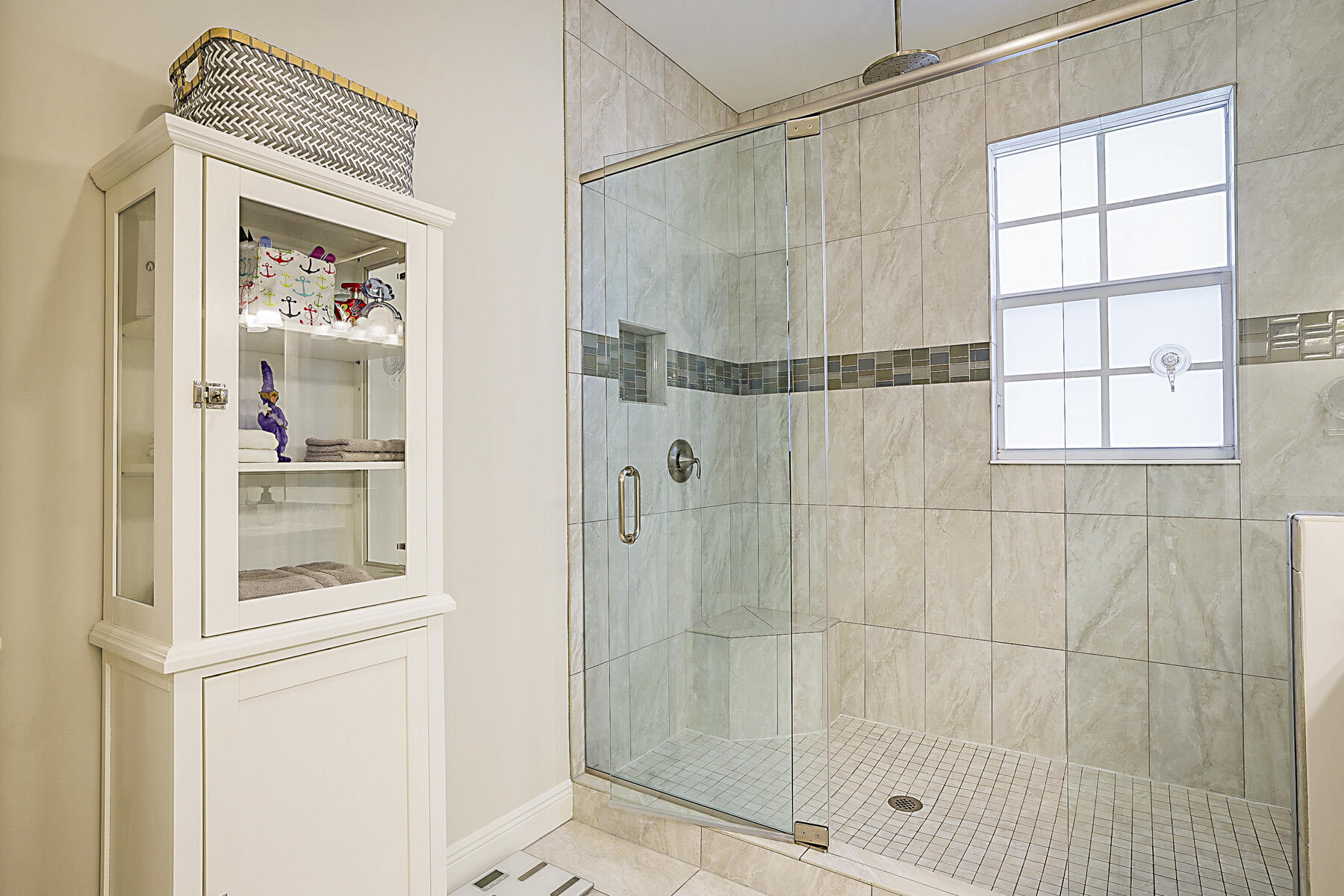 140 Ocean Breeze Drive