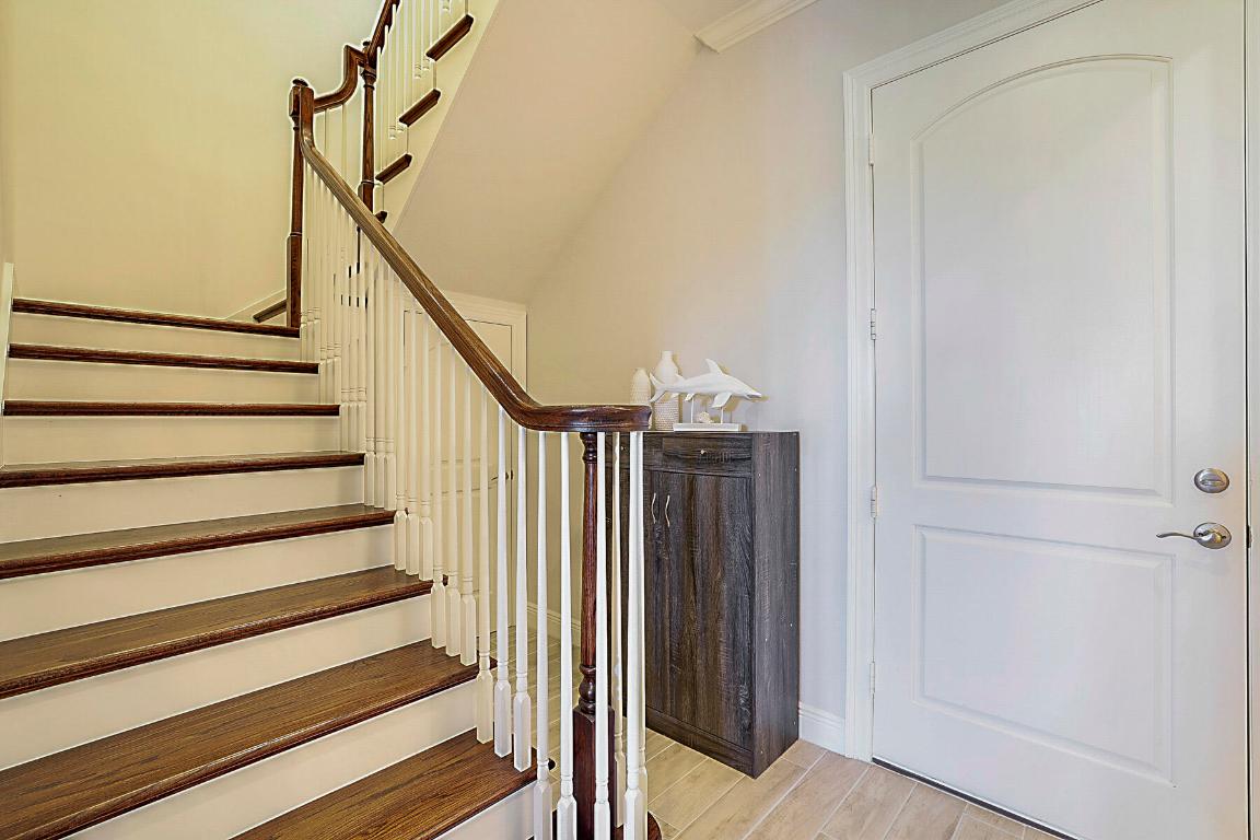 140 Ocean Breeze Drive