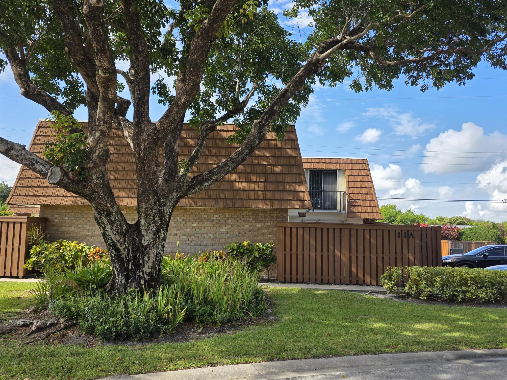 3900 County Line Road 11a