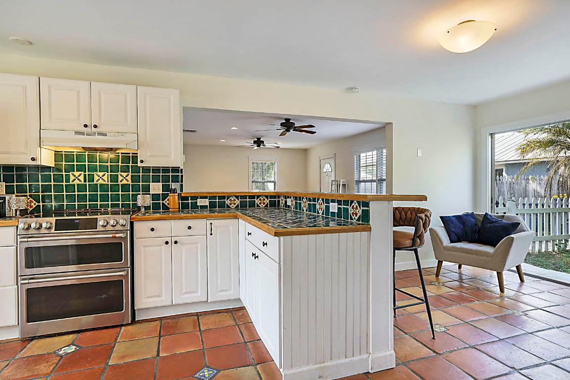 1017 SW Spruce Street