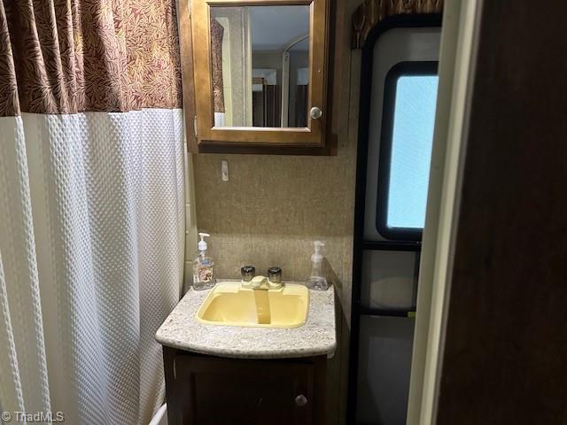 140 & 142 Hideaway Trail