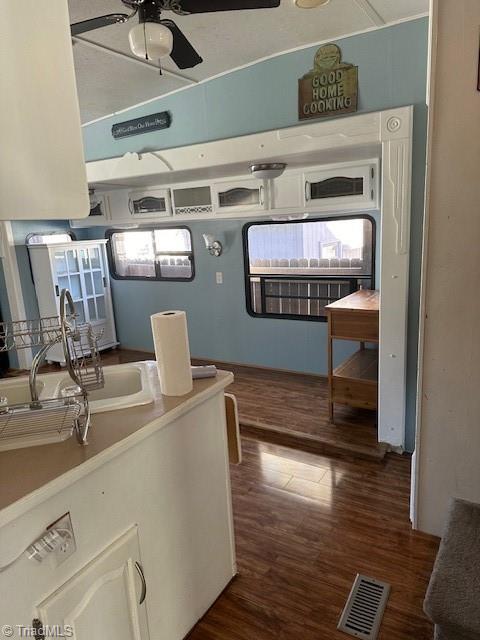 121 Hideaway Trail