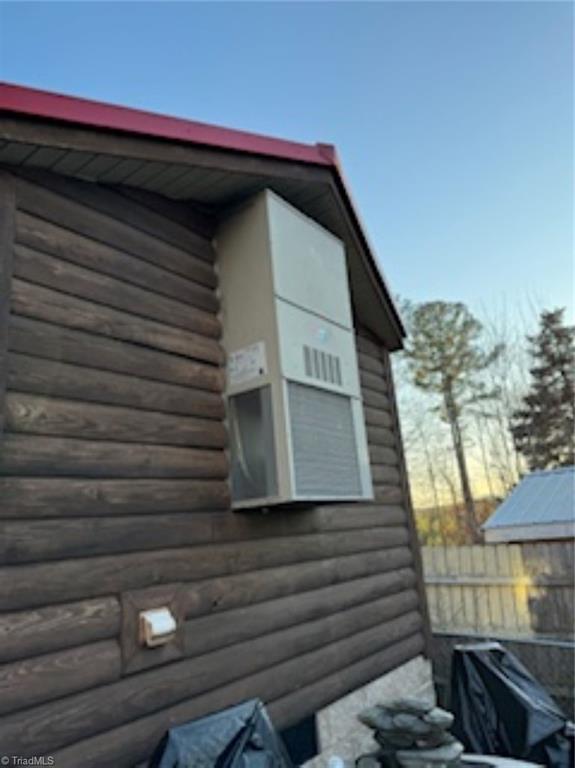 200 Lake Tillery Trail