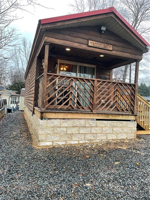 200 Lake Tillery Trail