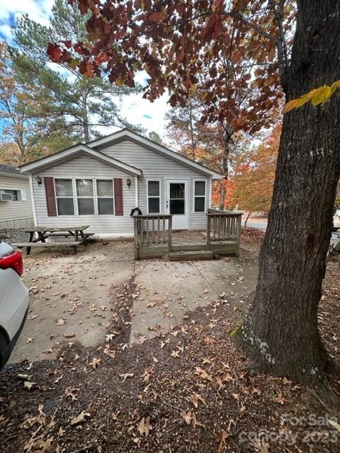 147 Deer Park Road