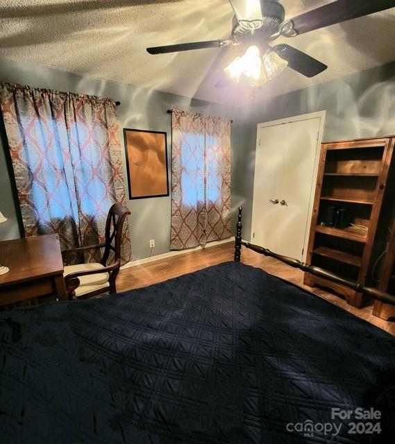 1300 Larchmont Place Unit: 310