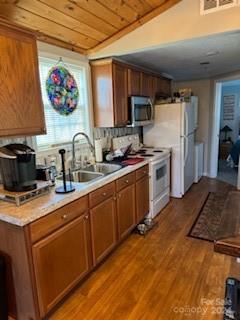 200 Lake Tillery Trail Unit: 16C