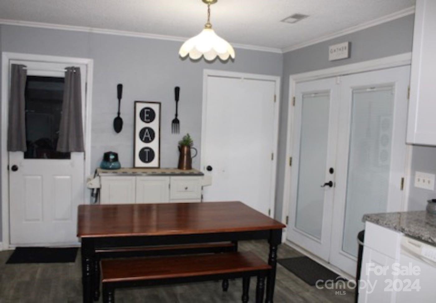 207 Gold Branch Road