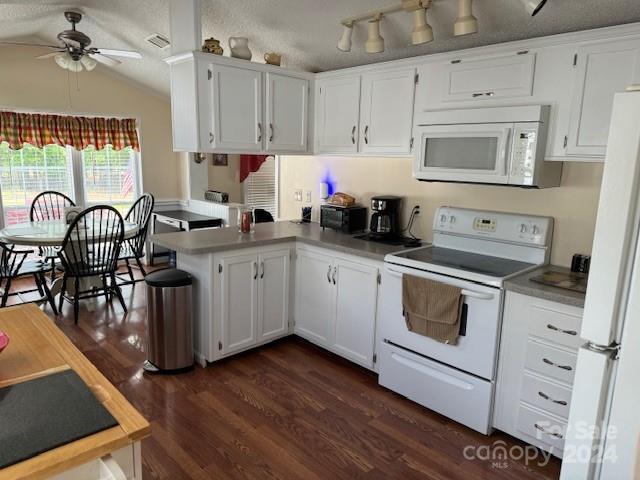 102 Sunshine Trail Unit: 324/325A