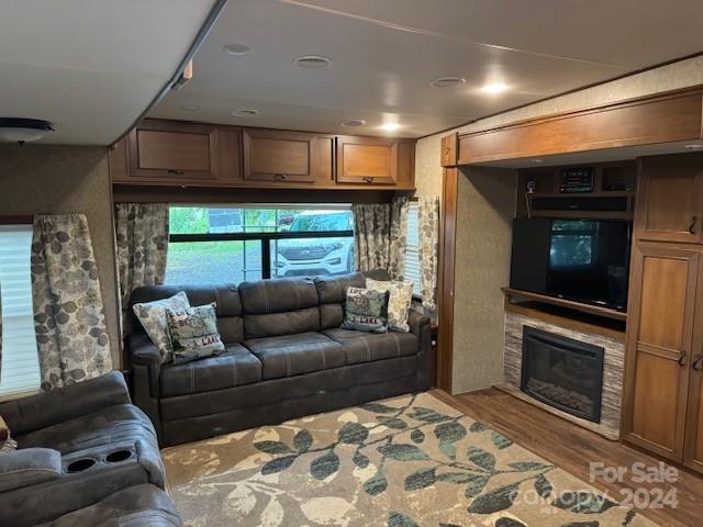111 Holly Cove Trail