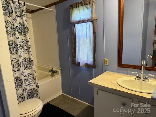 1761 Finch Farm Road Unit: 4